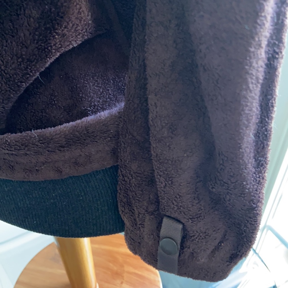 The. North Face Girls Jacket - Picture 10 of 15